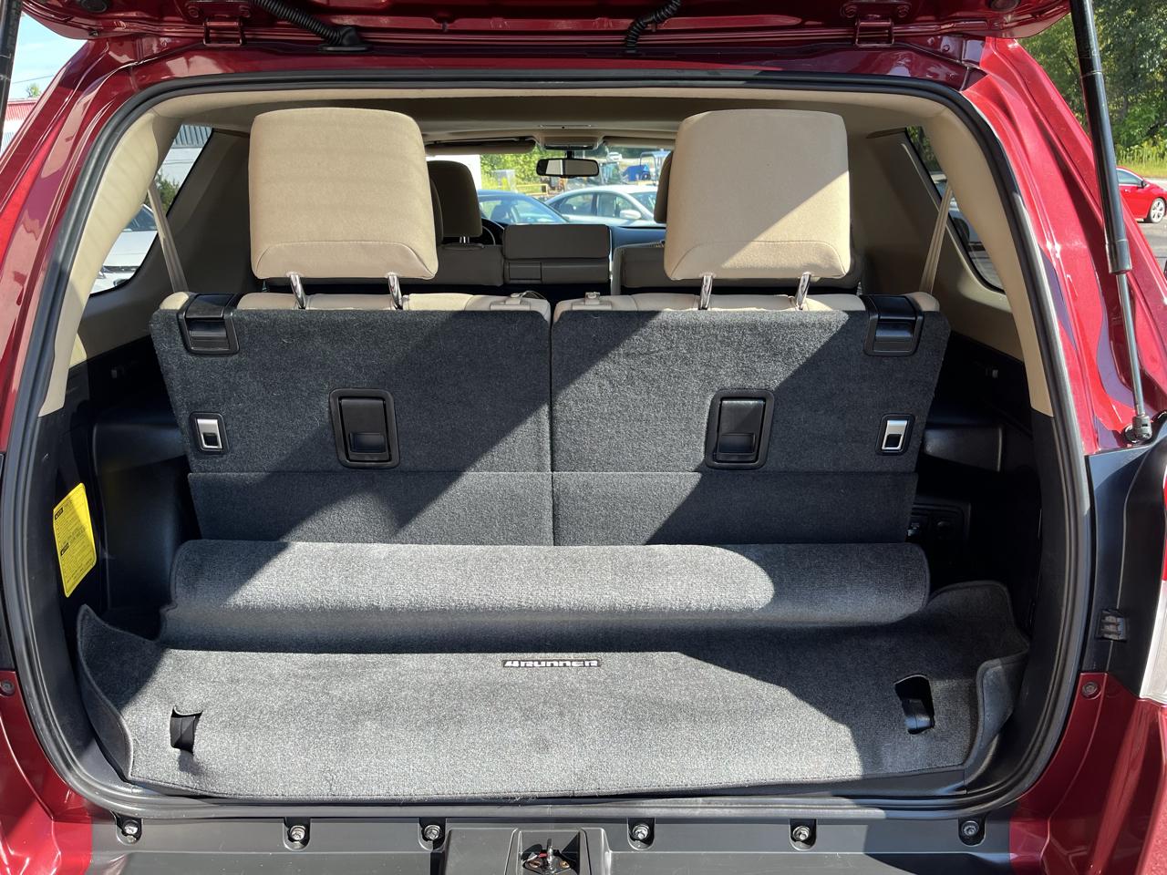 Toyota 4Runner SR5 Premium 4D SUV 4WD V6 2012