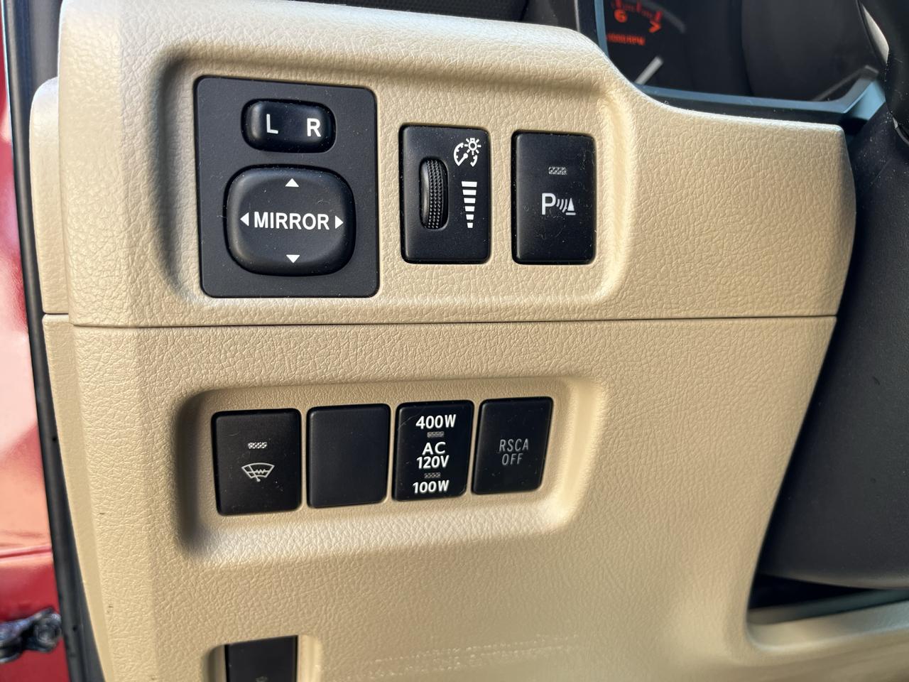 Toyota 4Runner SR5 Premium 4D SUV 4WD V6 2012