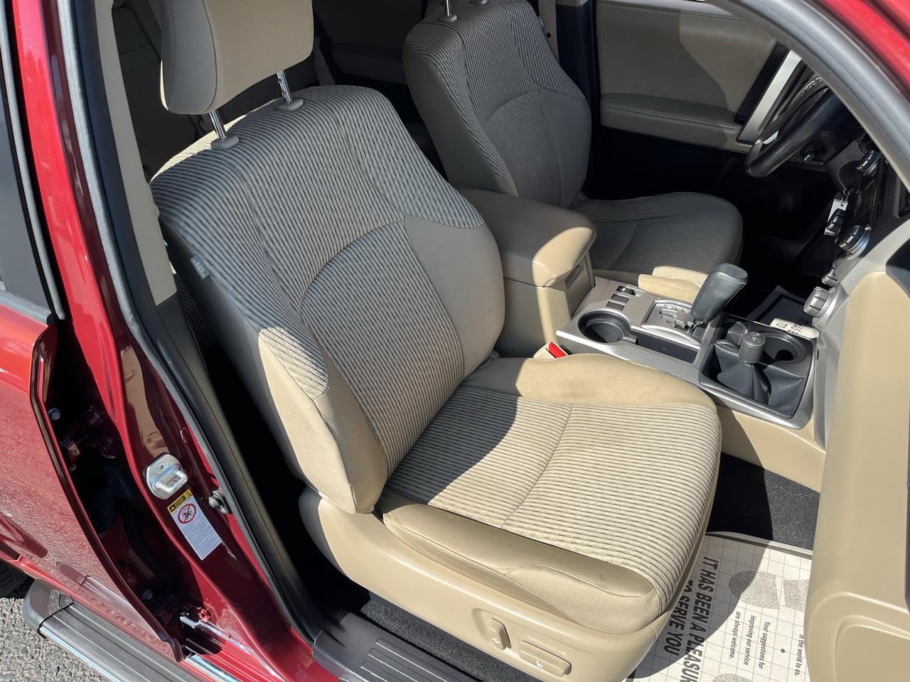 Toyota 4Runner SR5 Premium 4D SUV 4WD V6 2012