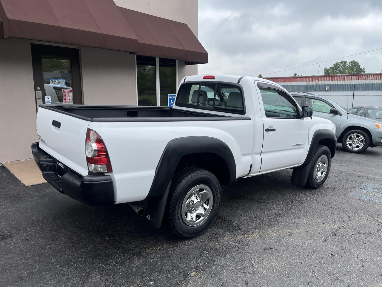 Toyota Tacoma Regular Cab 4WD 2009