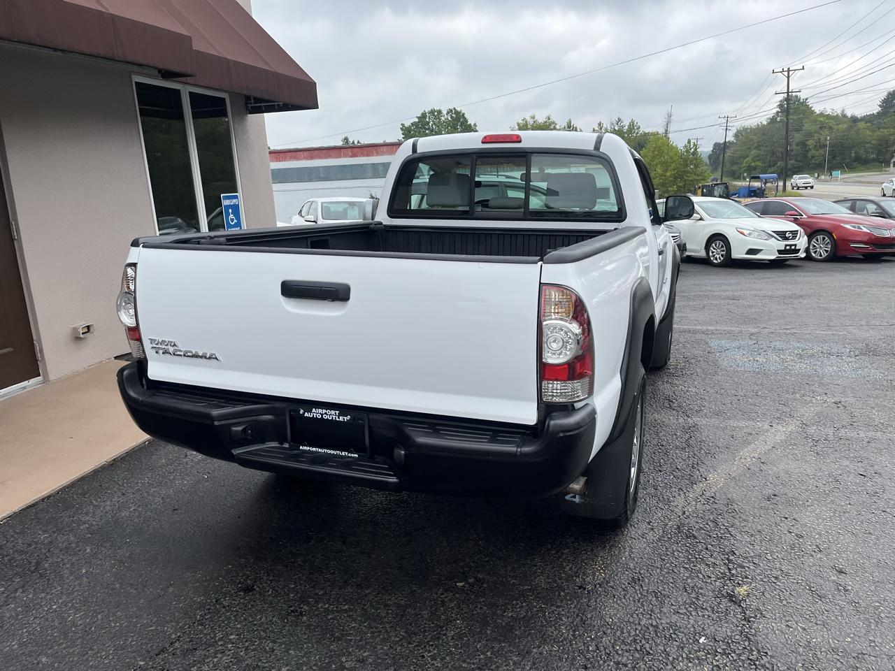 Toyota Tacoma Regular Cab 4WD 2009