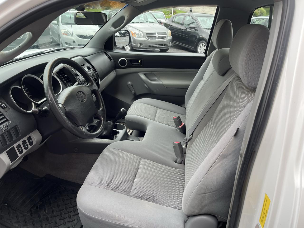 Toyota Tacoma Regular Cab 4WD 2009