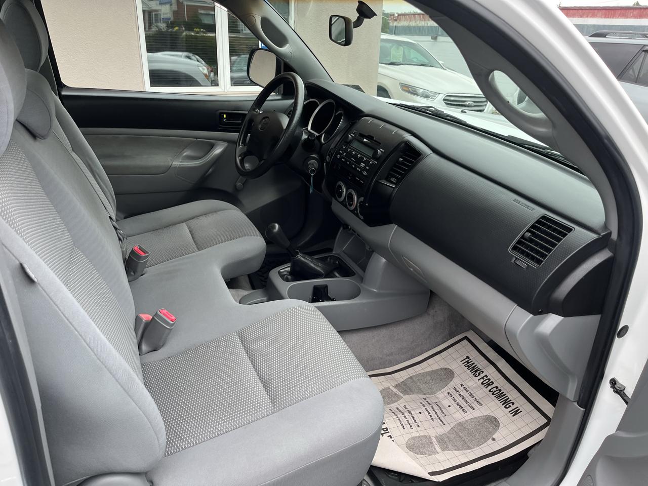 Toyota Tacoma Regular Cab 4WD 2009