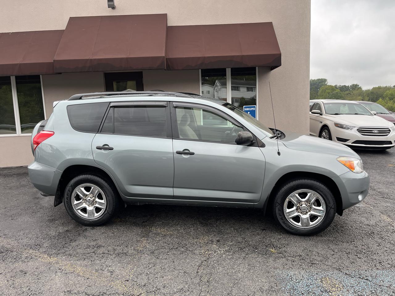 Toyota RAV4 Base I4 4WD 2008