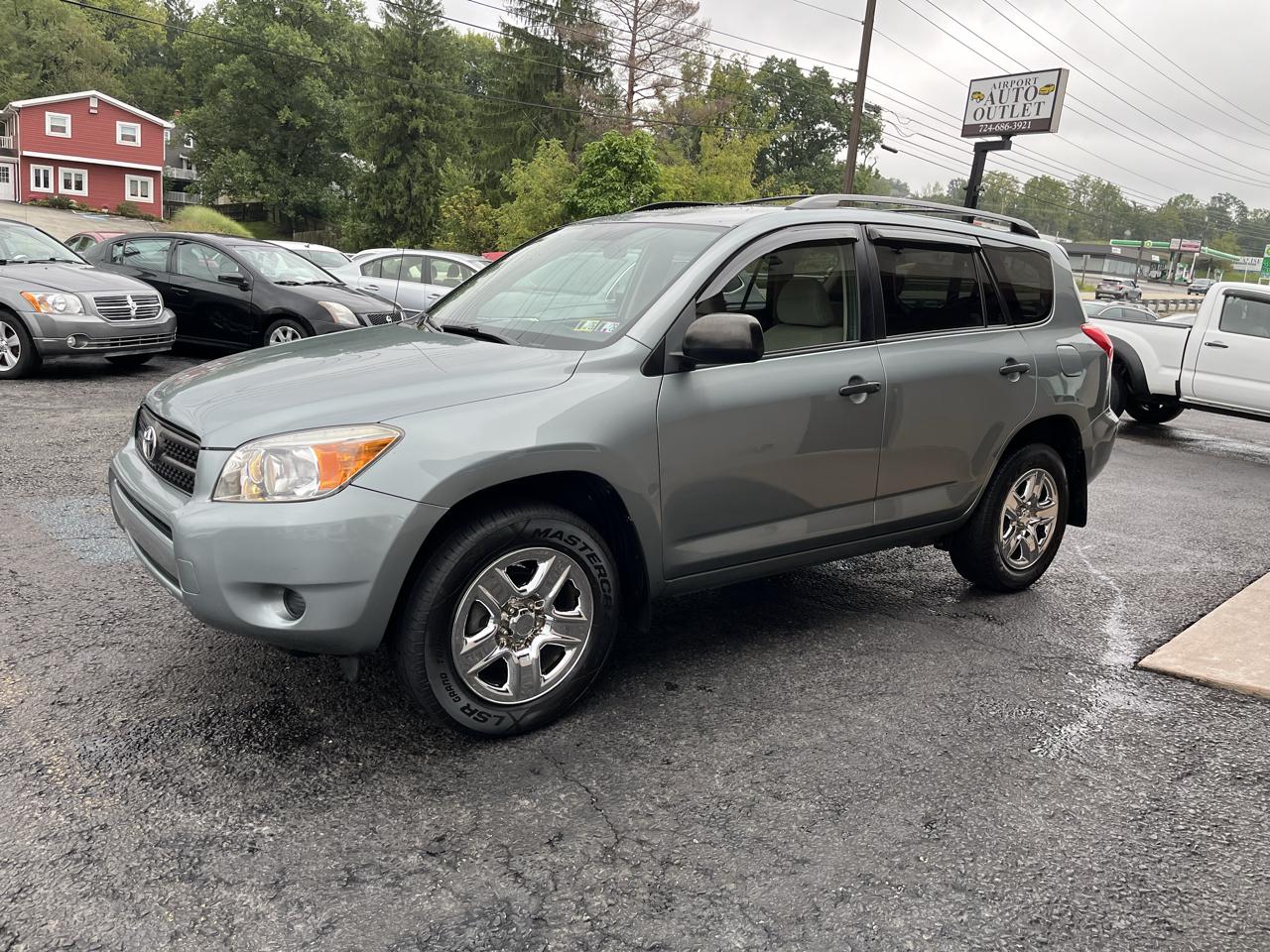 Toyota RAV4 Base I4 4WD 2008