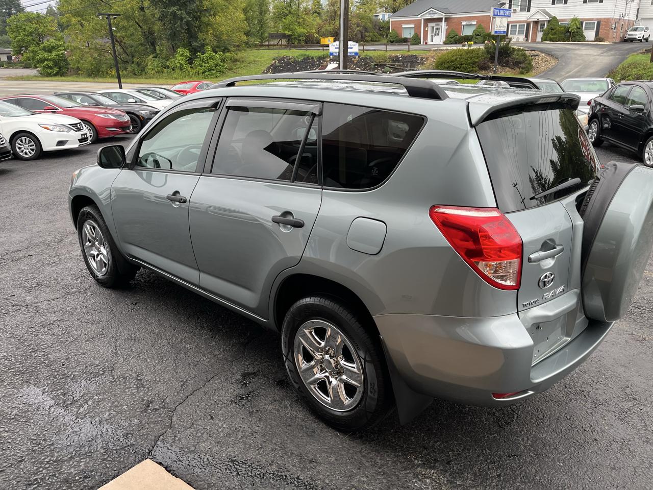 Toyota RAV4 Base I4 4WD 2008