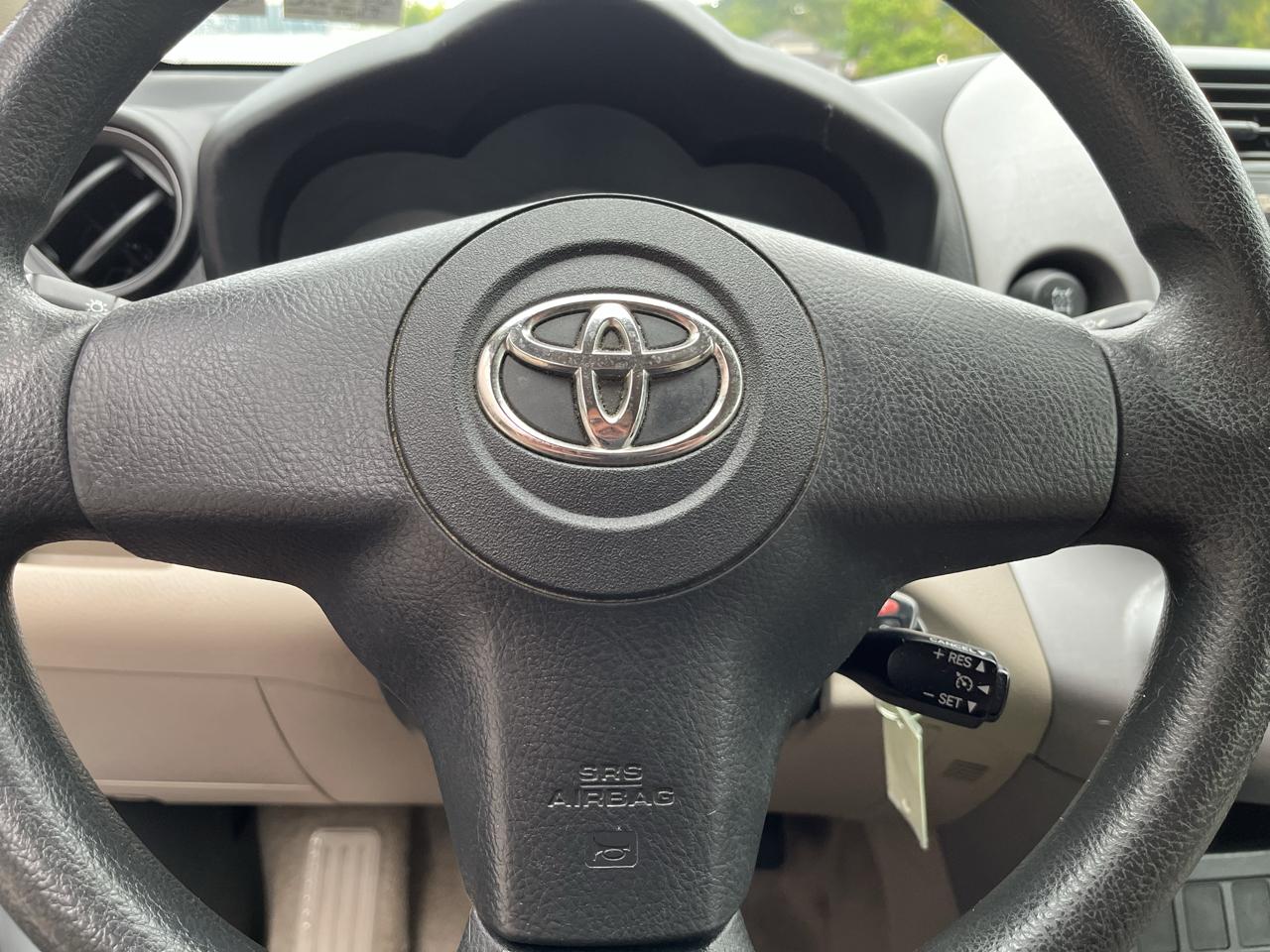 Toyota RAV4 Base I4 4WD 2008