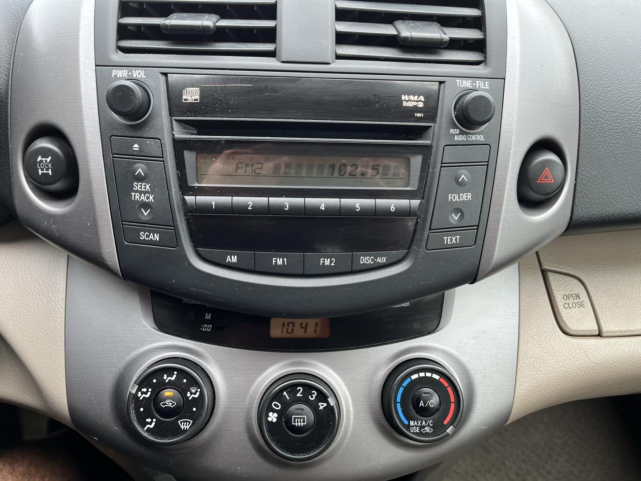 Toyota RAV4 Base I4 4WD 2008