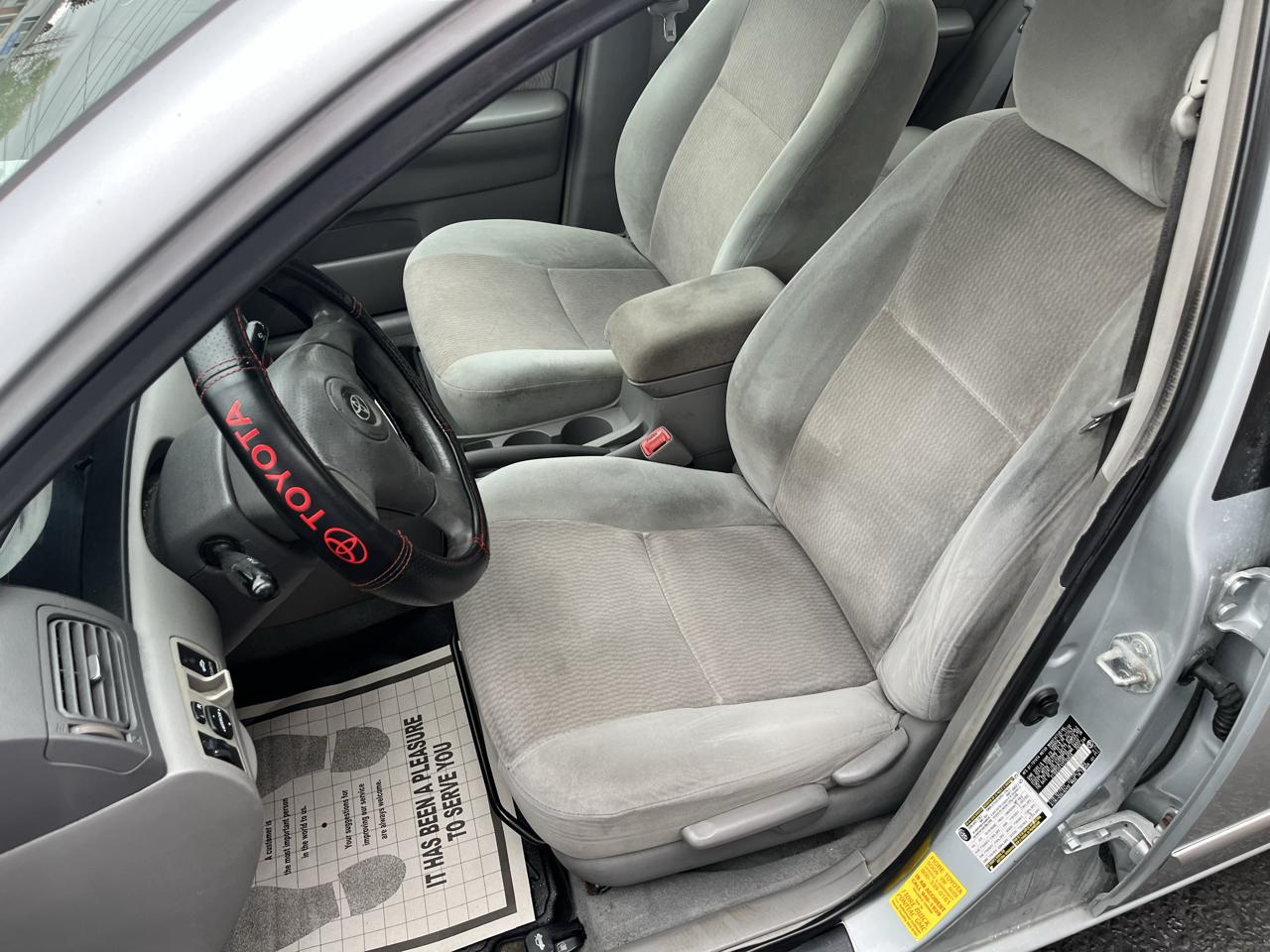 Toyota Corolla LE 2007