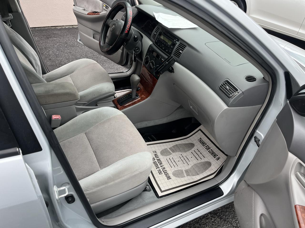 Toyota Corolla LE 2007