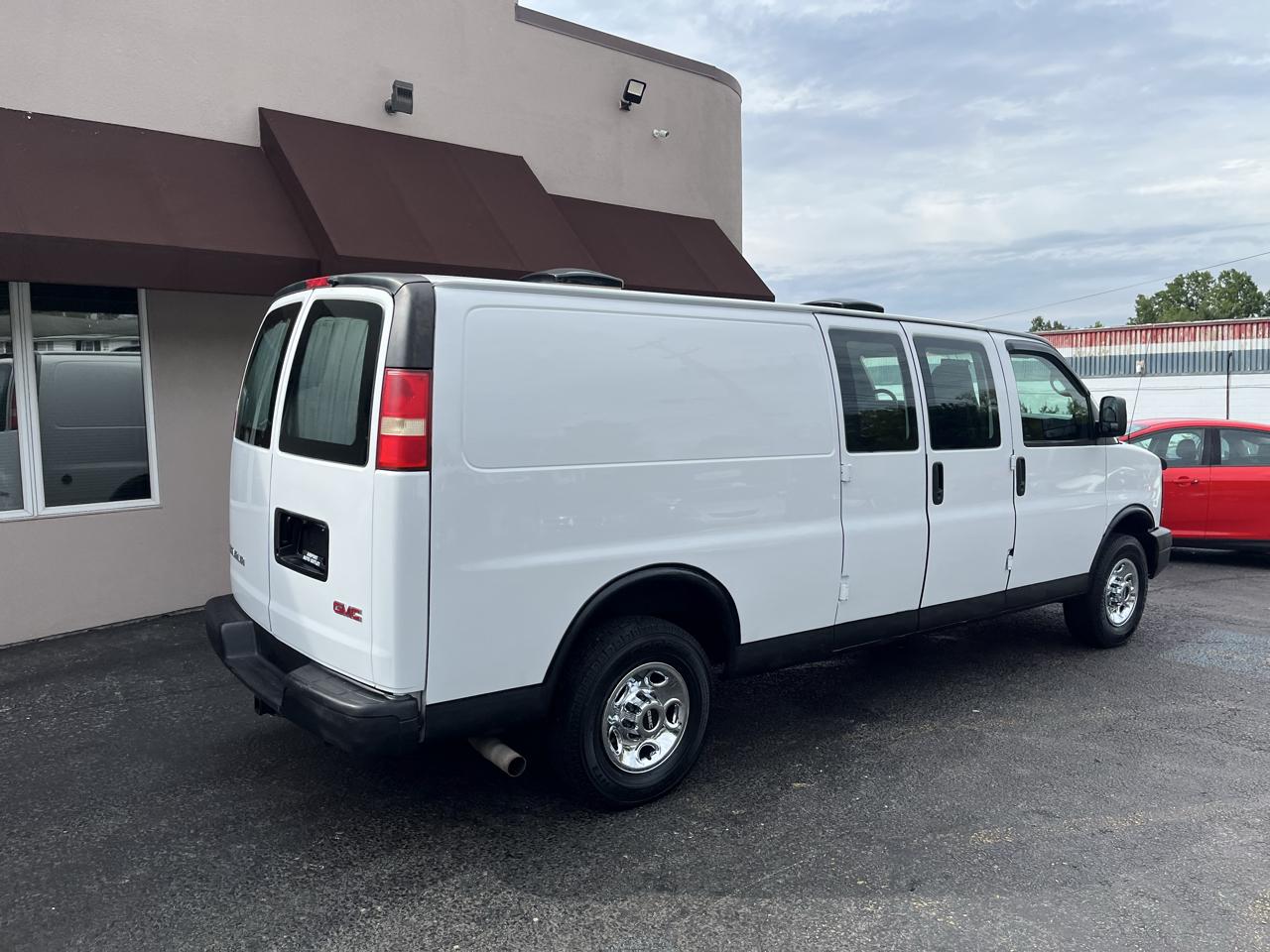 GMC Savana G3500 Extended Cargo 2008