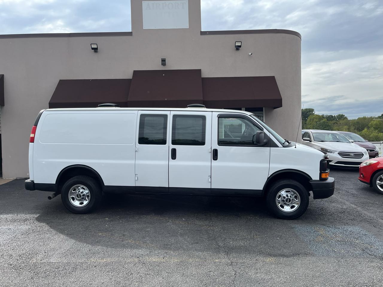 GMC Savana G3500 Extended Cargo 2008