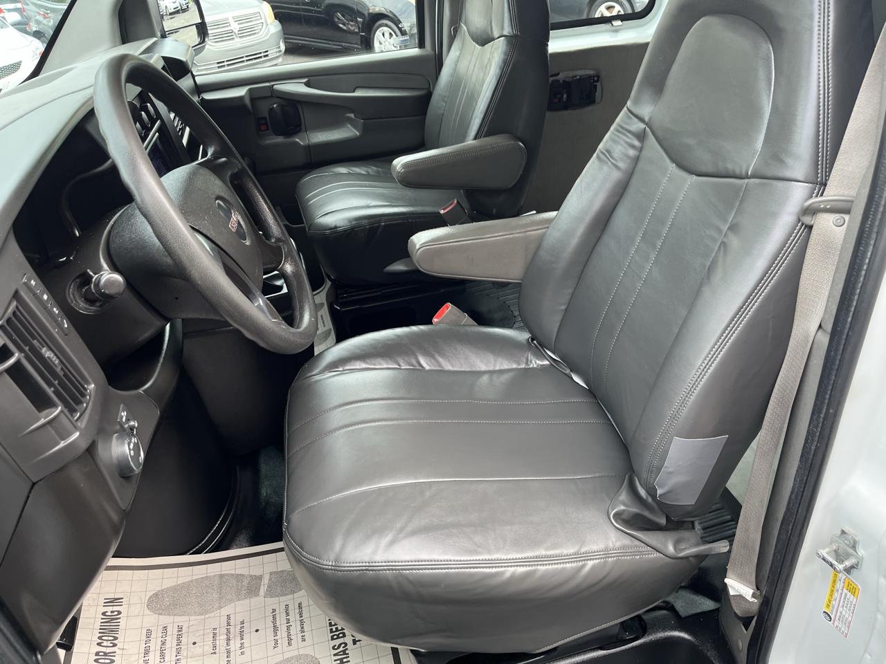 GMC Savana G3500 Extended Cargo 2008