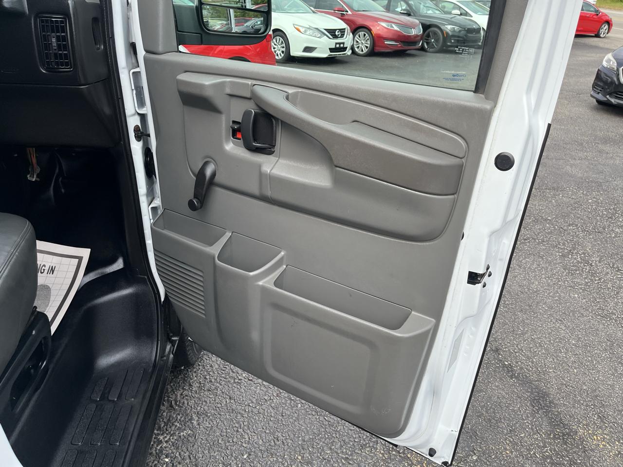 GMC Savana G3500 Extended Cargo 2008