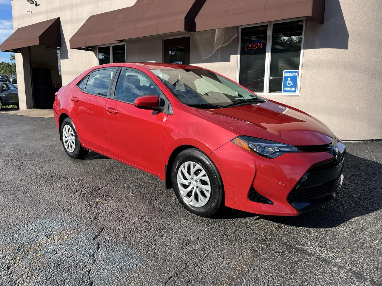 Toyota Corolla LE Plus 4D Sedan 2019