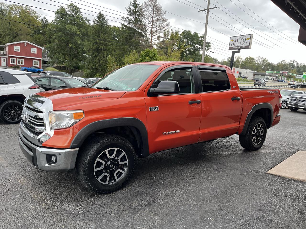 Toyota Tundra SR5 5.7L V8 CrewMax 4WD 2016