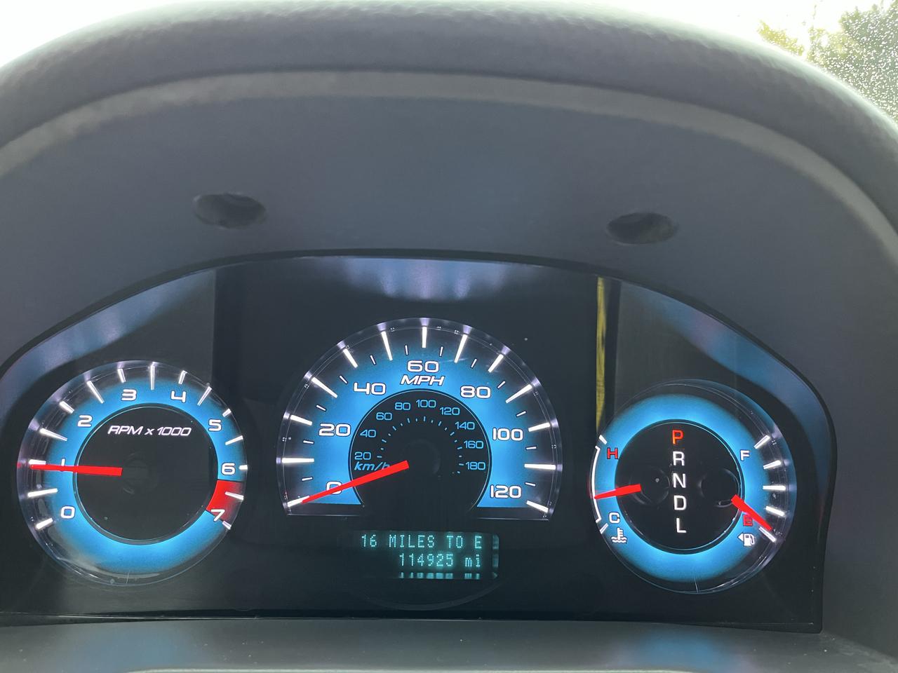 Ford Fusion SE 2010