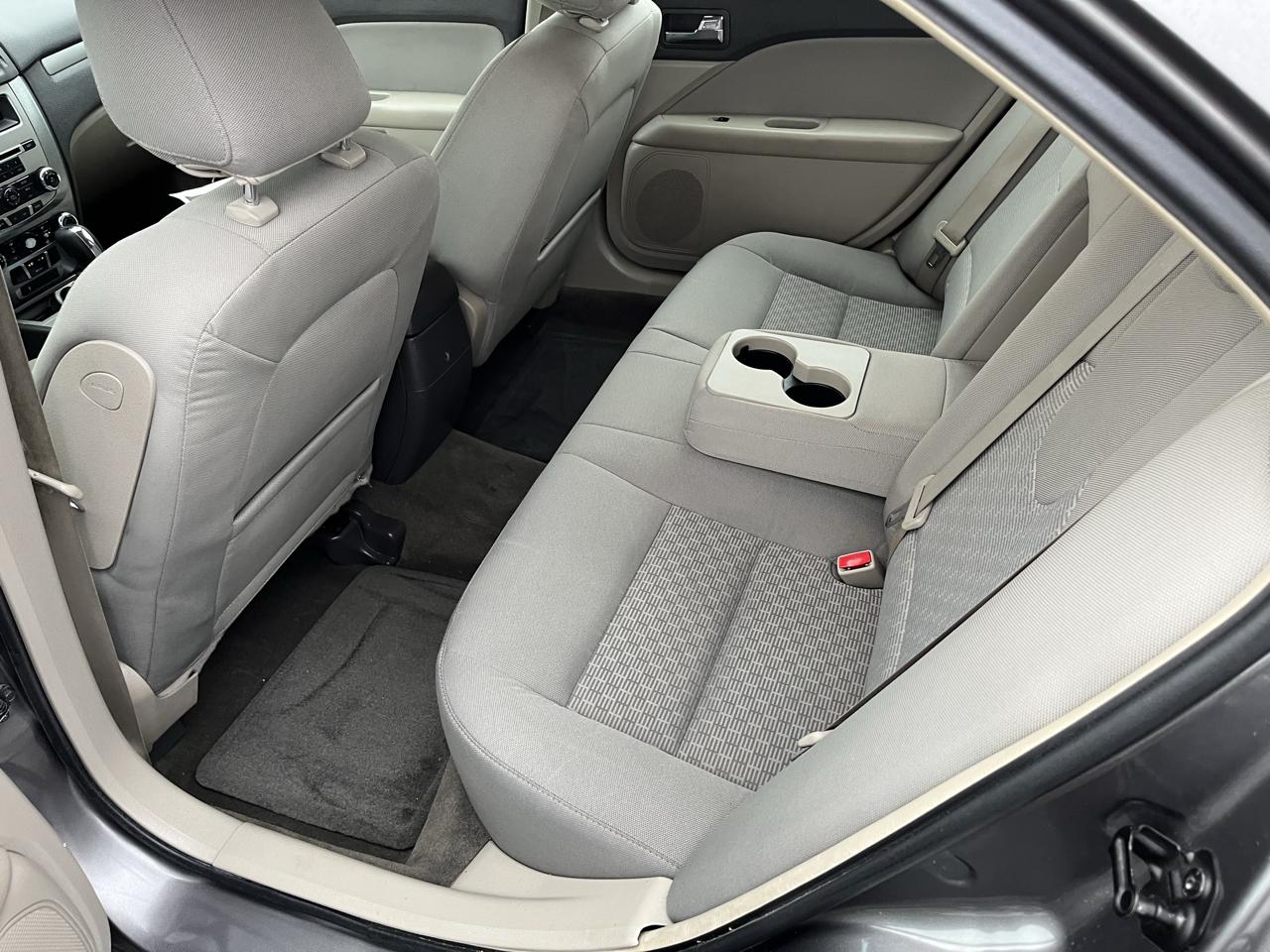 Ford Fusion SE 2010