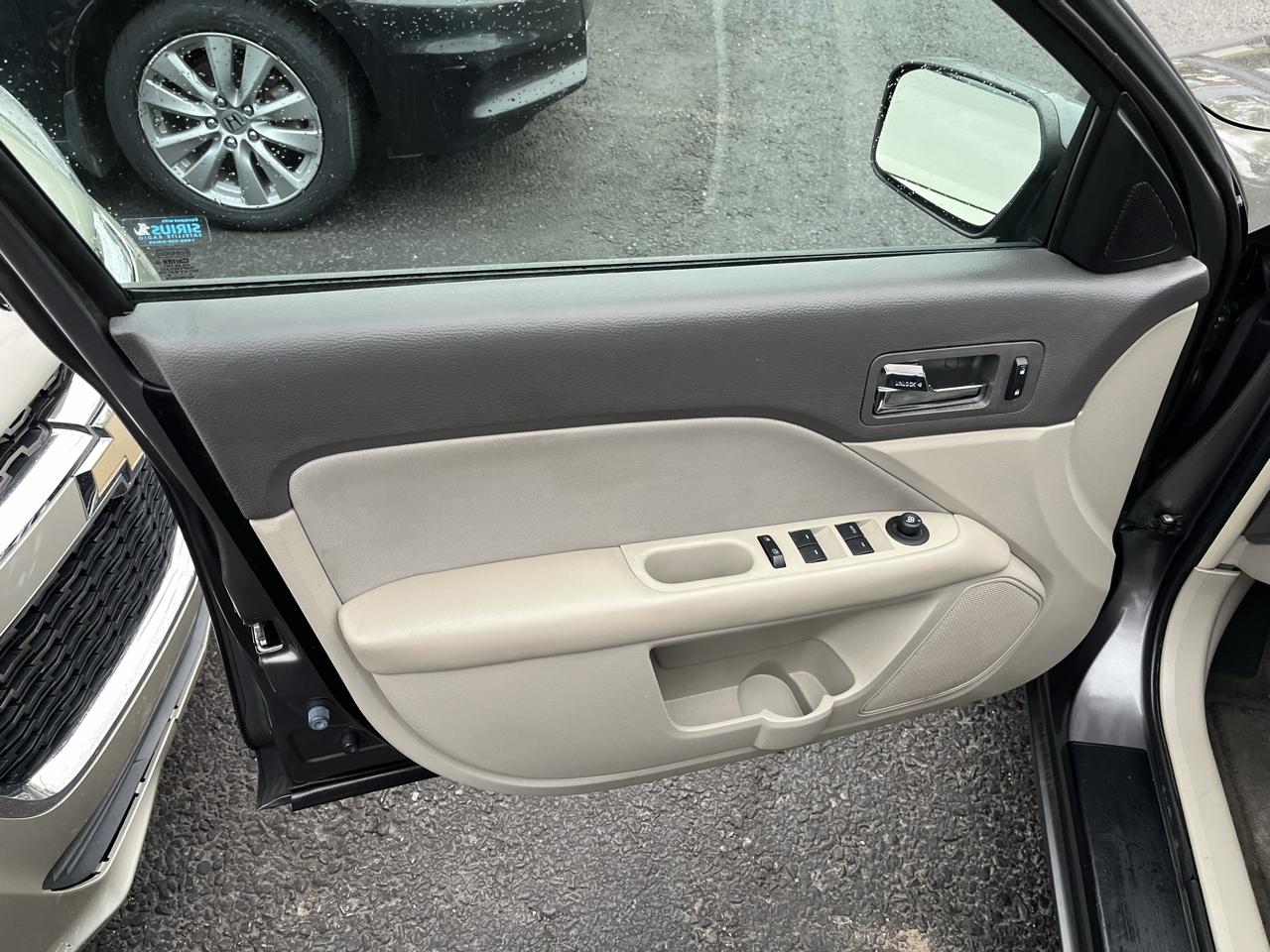 Ford Fusion SE 2010