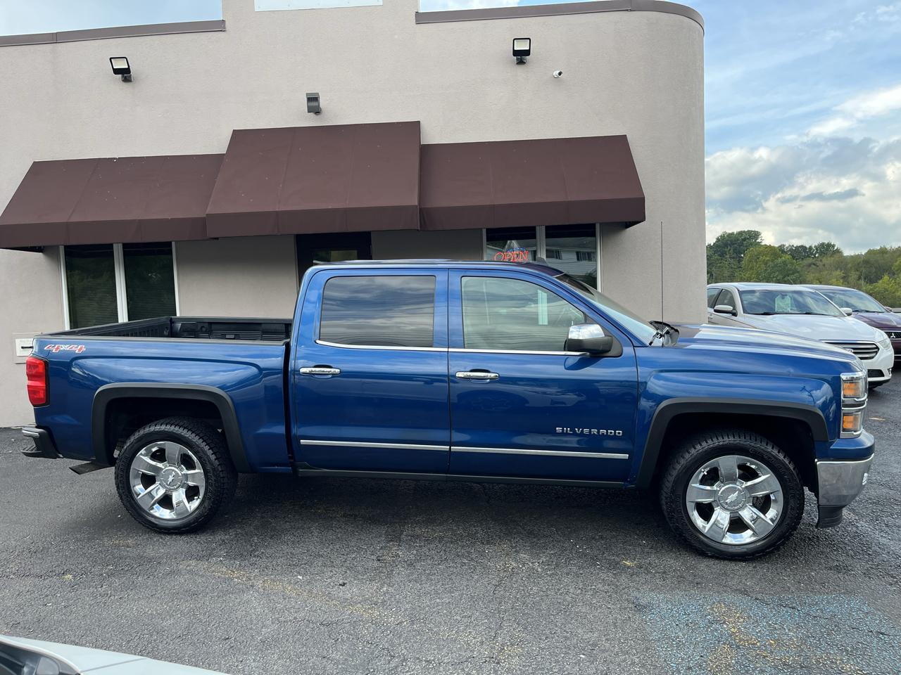 Chevrolet Silverado 1500 LTZ Crew Cab 4WD 2015