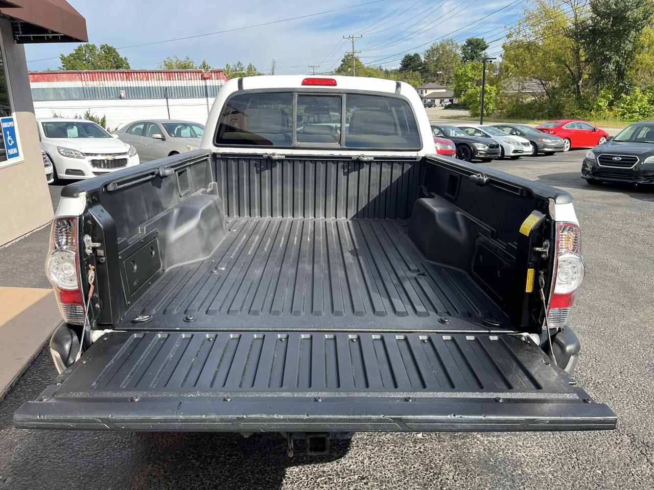 Toyota Tacoma Double Cab Long Bed V6 Auto 4WD 2011