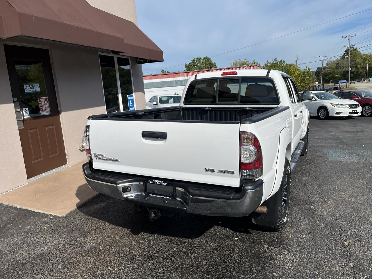 Toyota Tacoma Double Cab Long Bed V6 Auto 4WD 2011