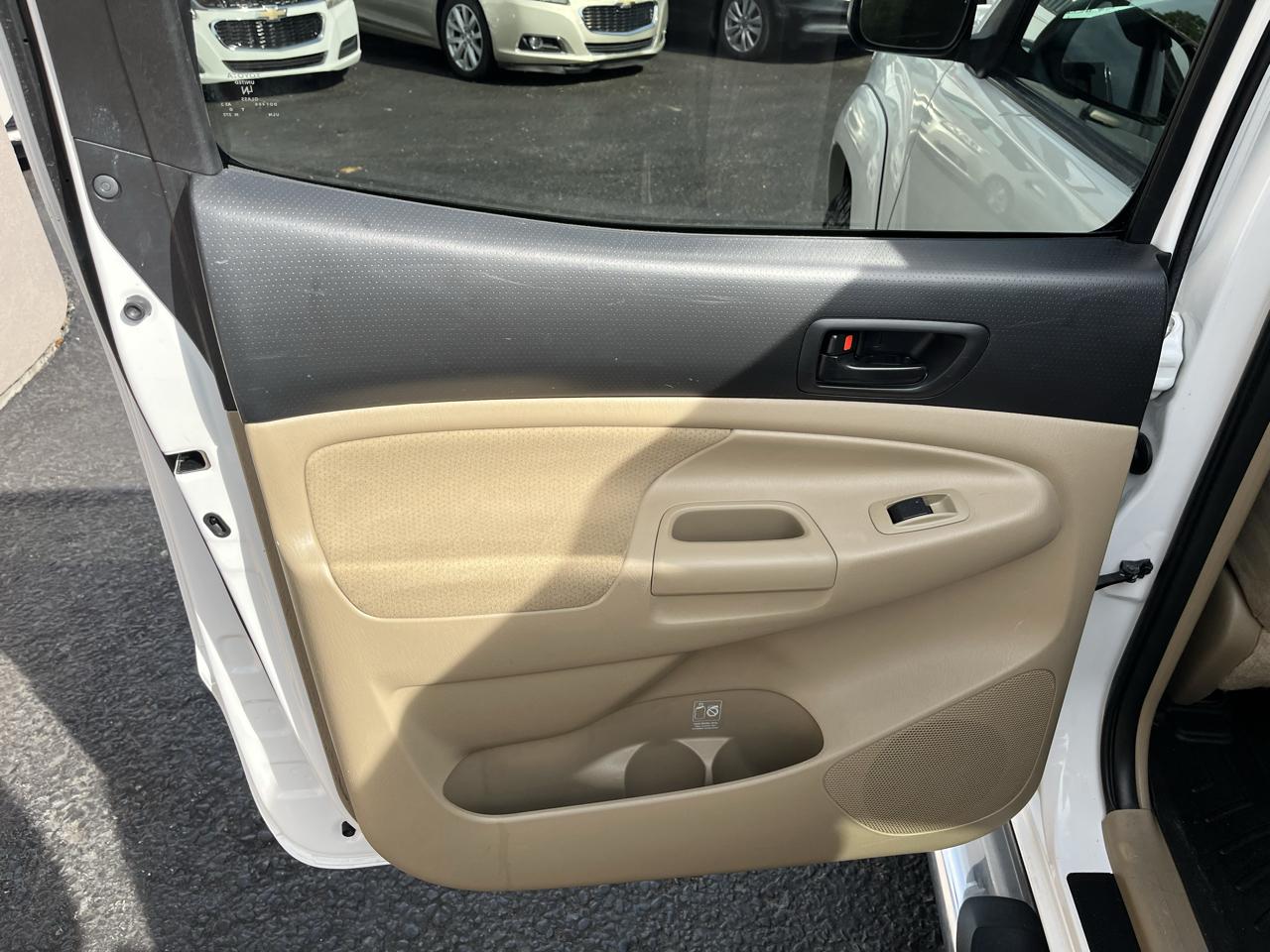 Toyota Tacoma Double Cab Long Bed V6 Auto 4WD 2011