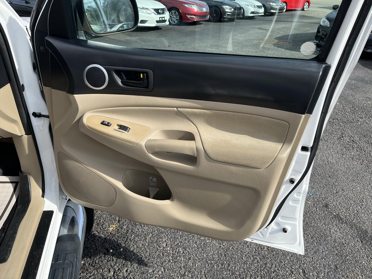Toyota Tacoma Double Cab Long Bed V6 Auto 4WD 2011