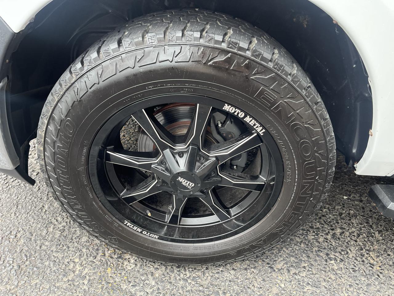 RAM 1500 SLT Crew Cab 4WD SWB 2015