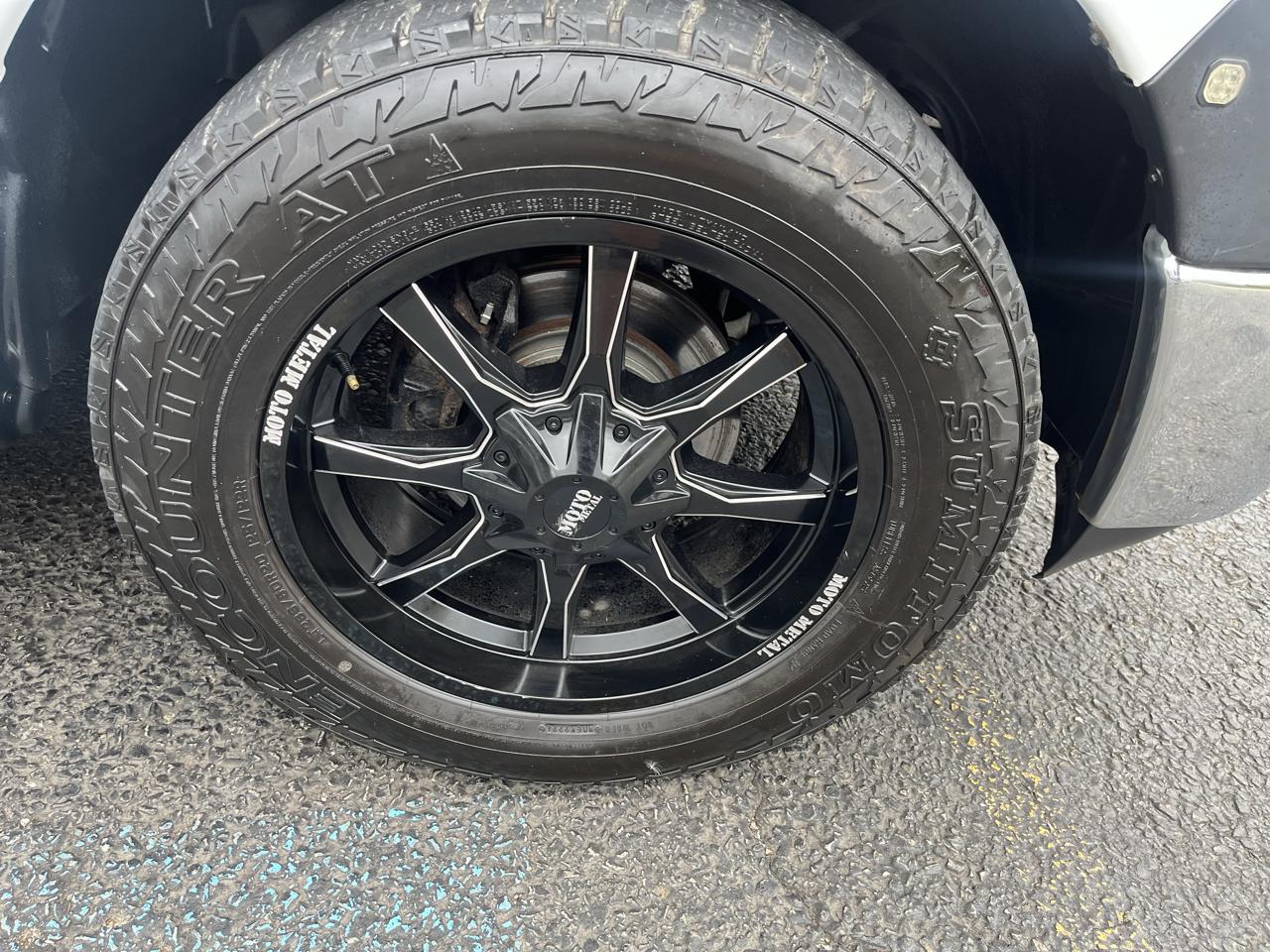 RAM 1500 SLT Crew Cab 4WD SWB 2015