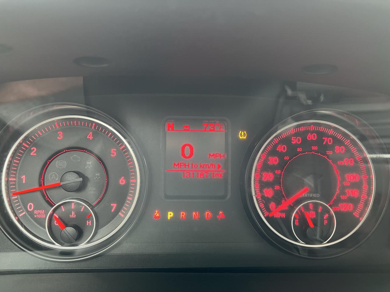RAM 1500 SLT Crew Cab 4WD SWB 2015