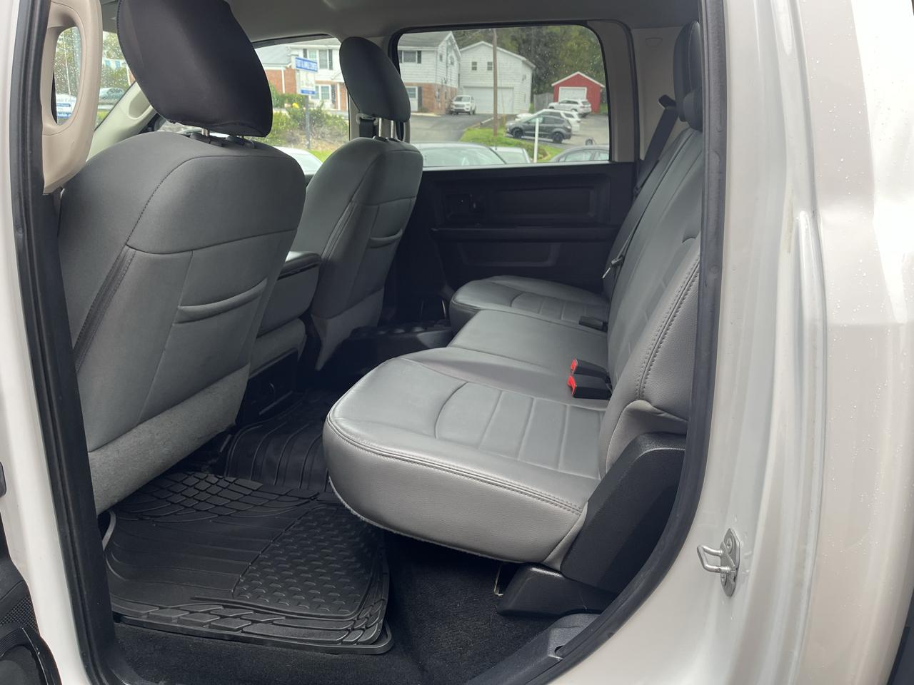 RAM 1500 SLT Crew Cab 4WD SWB 2015
