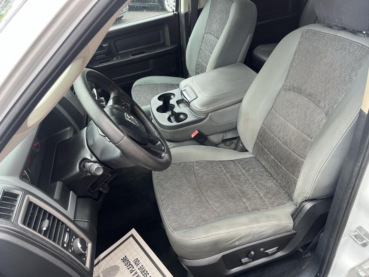 RAM 1500 SLT Crew Cab 4WD SWB 2015