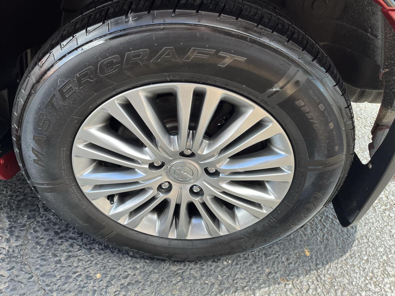Chrysler Town & Country Touring-L 2013