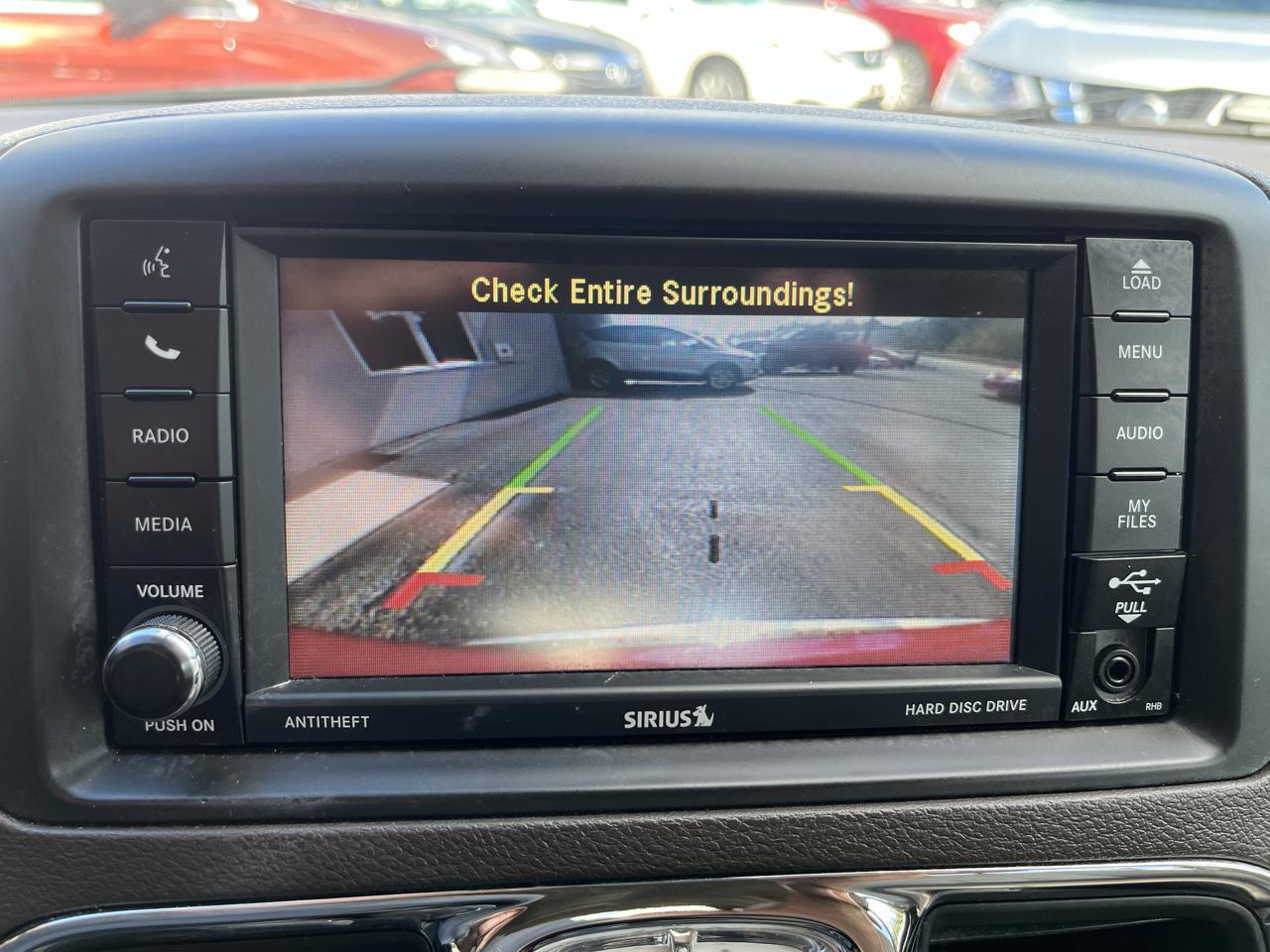 Chrysler Town & Country Touring-L 2013