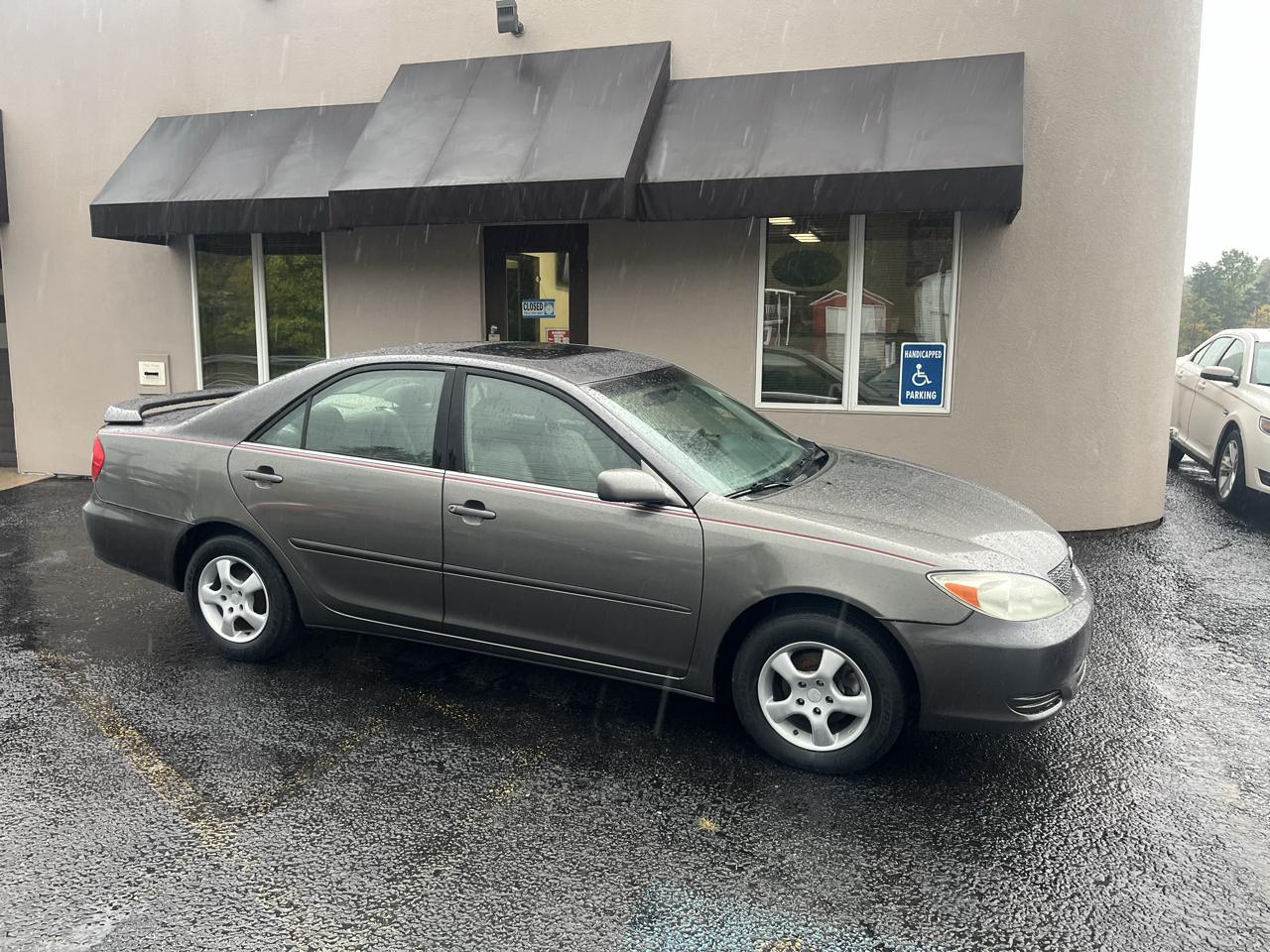 Toyota Camry XLE 2003