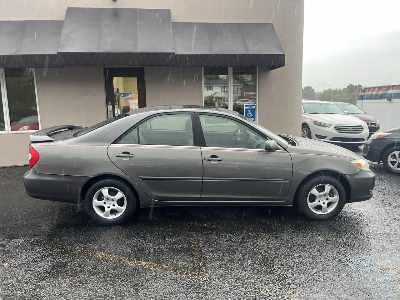 Toyota Camry XLE 2003