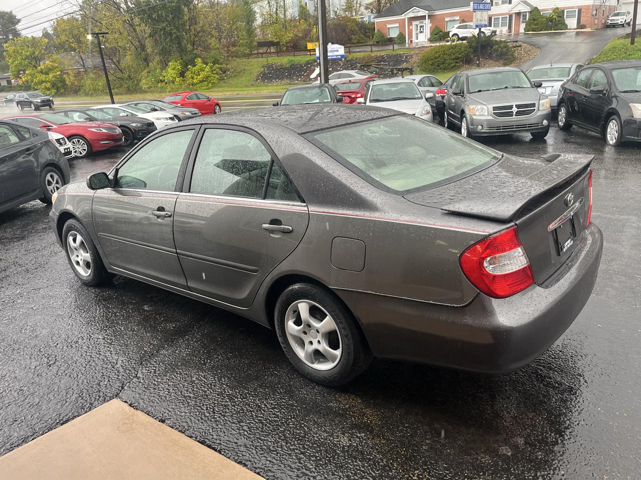Toyota Camry XLE 2003