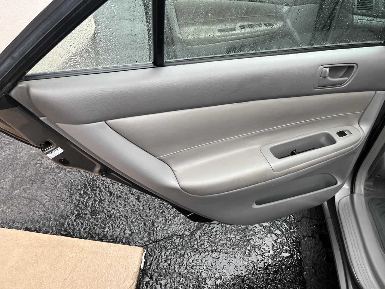 Toyota Camry XLE 2003