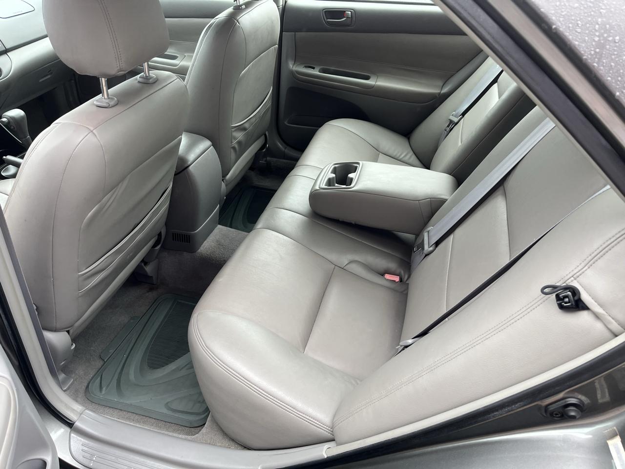 Toyota Camry XLE 2003