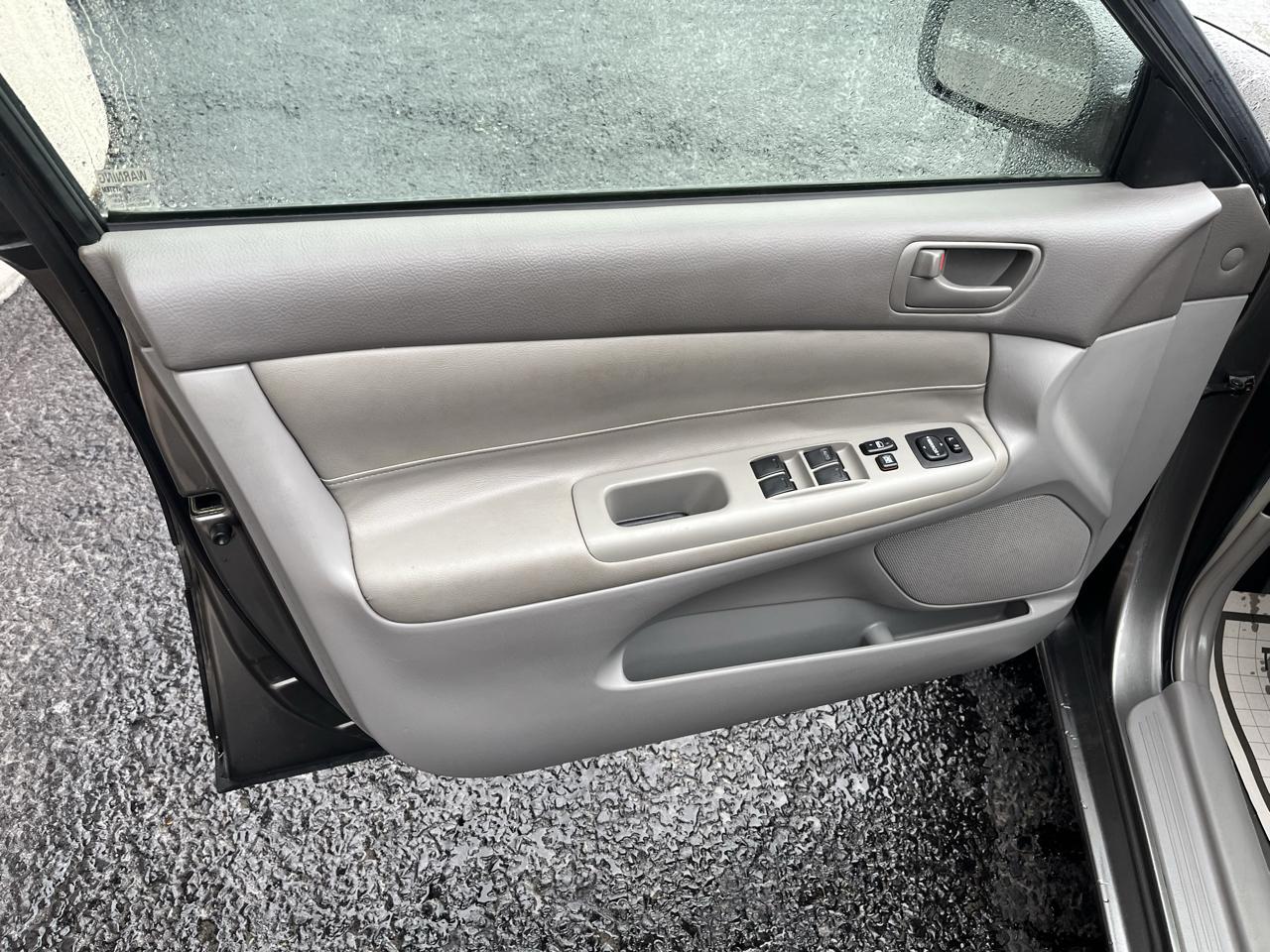 Toyota Camry XLE 2003