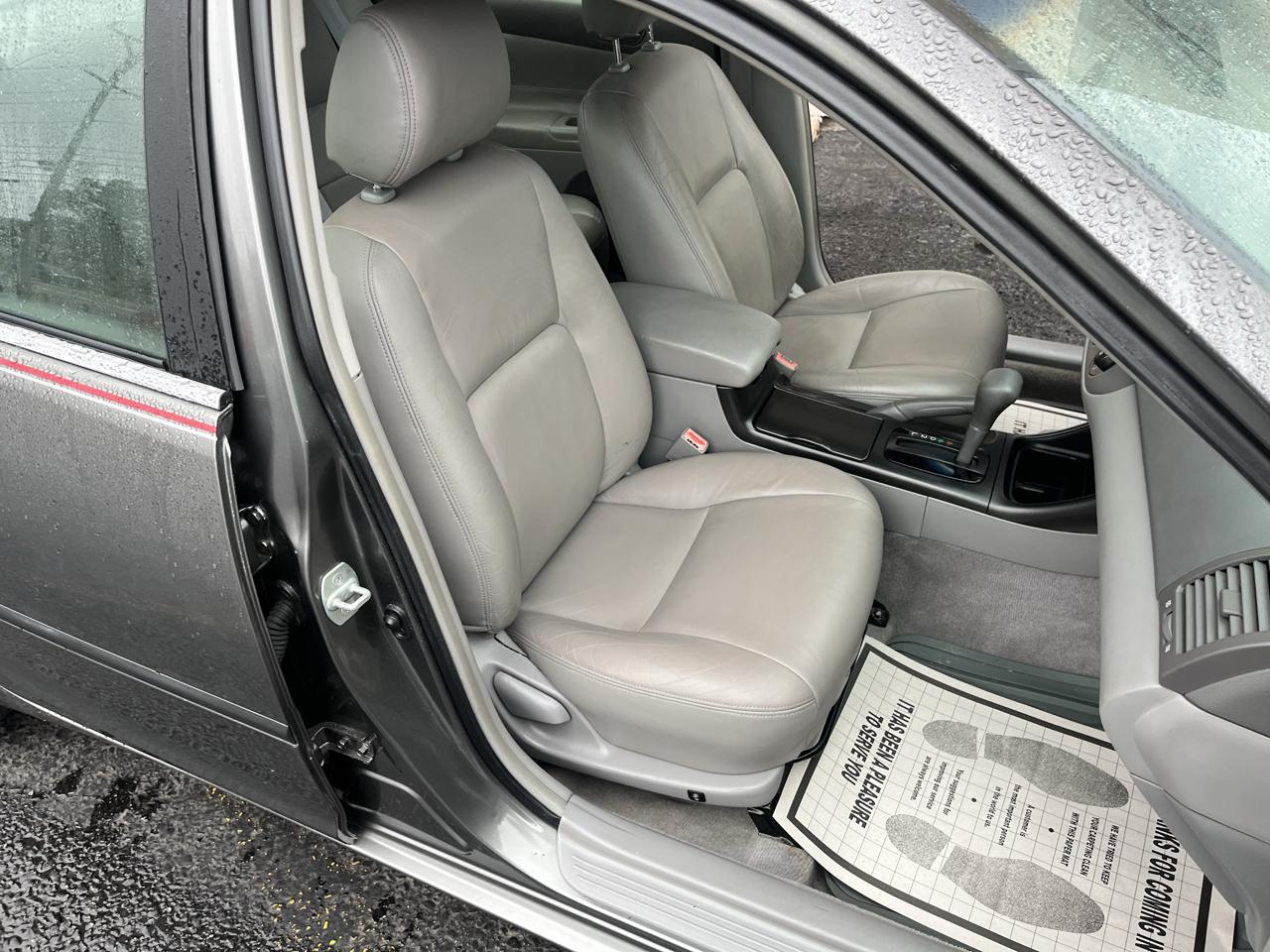 Toyota Camry XLE 2003