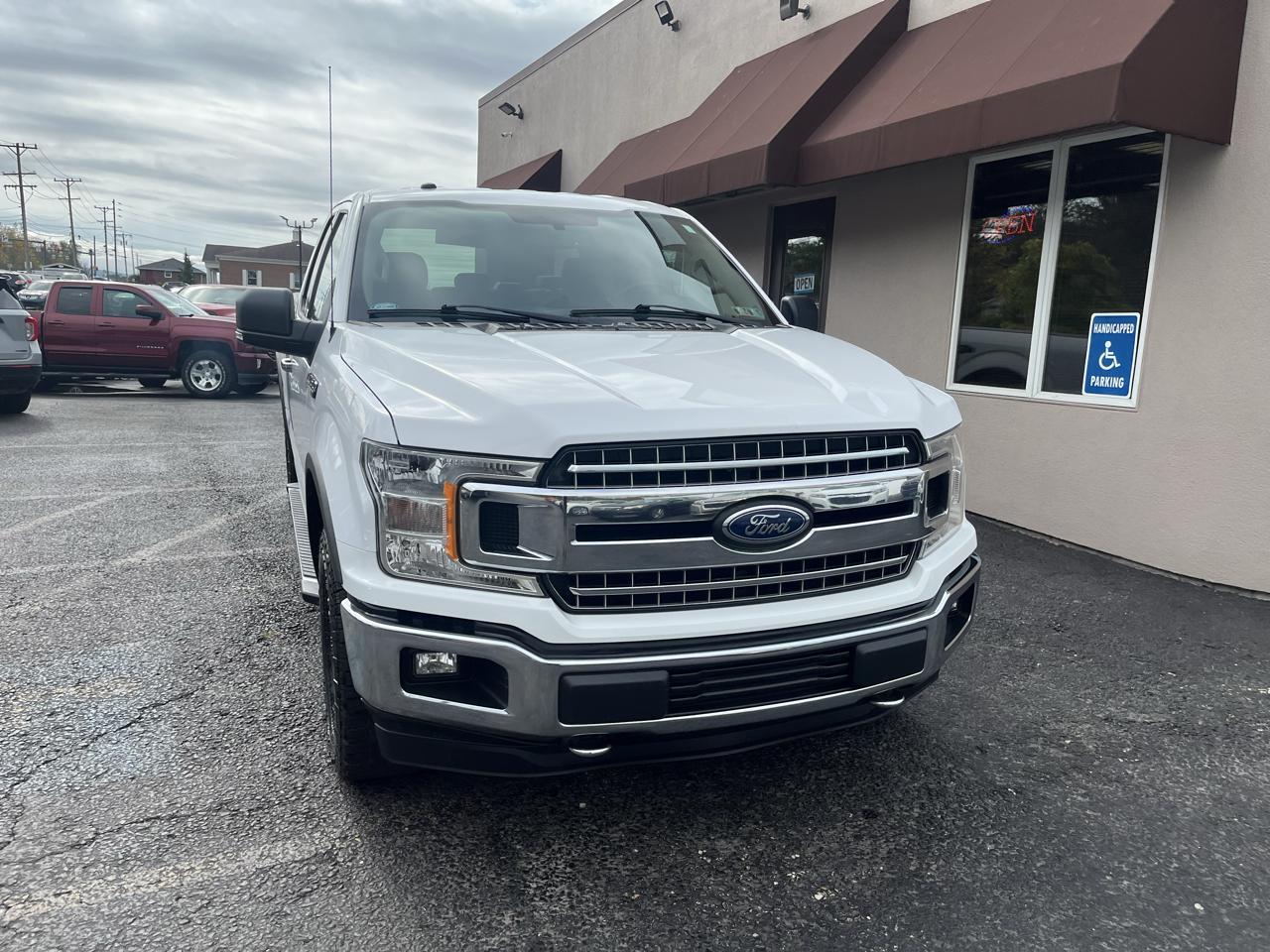 Ford F-150 XLT SuperCab Short Bed 4WD 2018