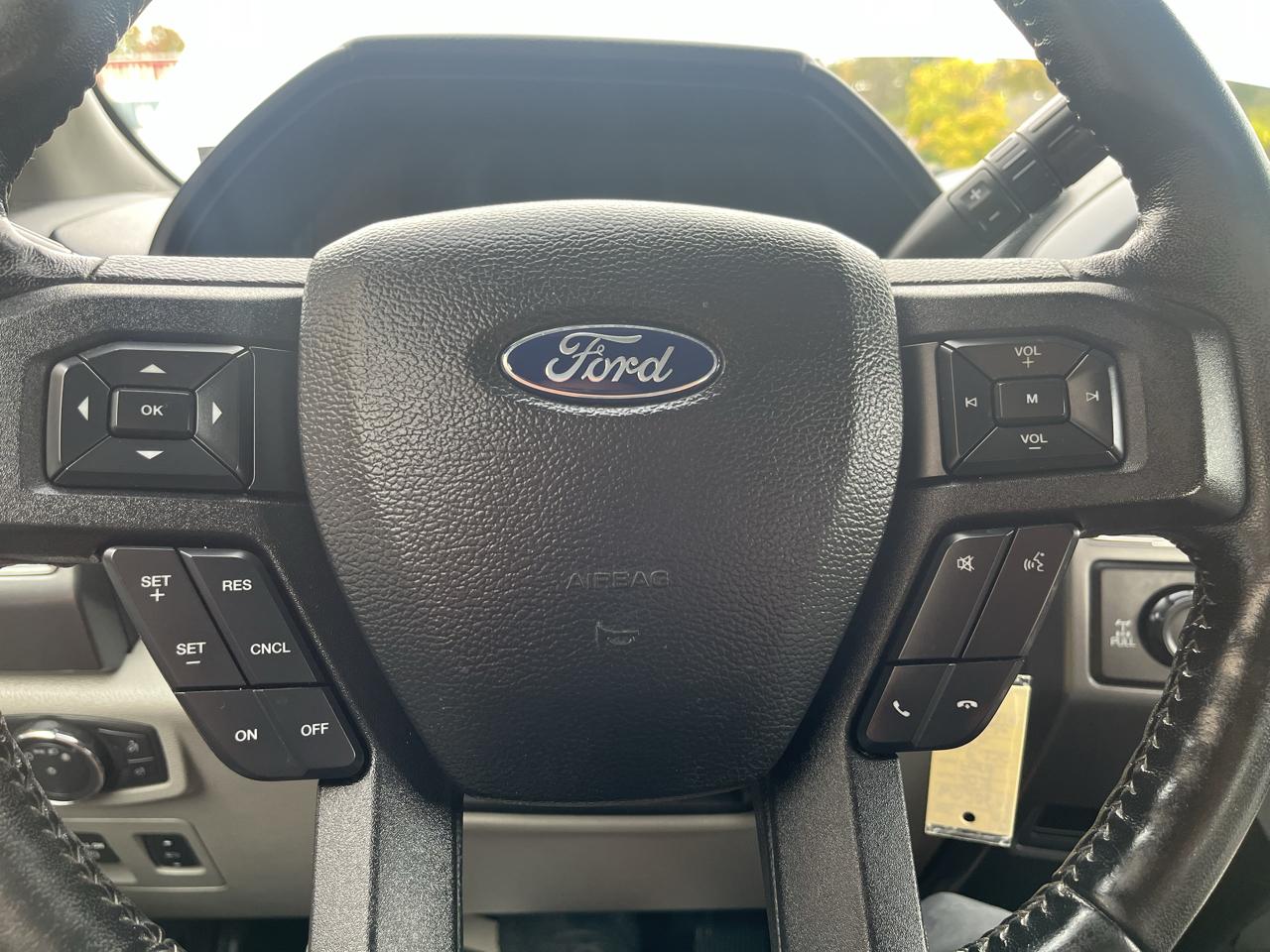 Ford F-150 XLT SuperCab Short Bed 4WD 2018