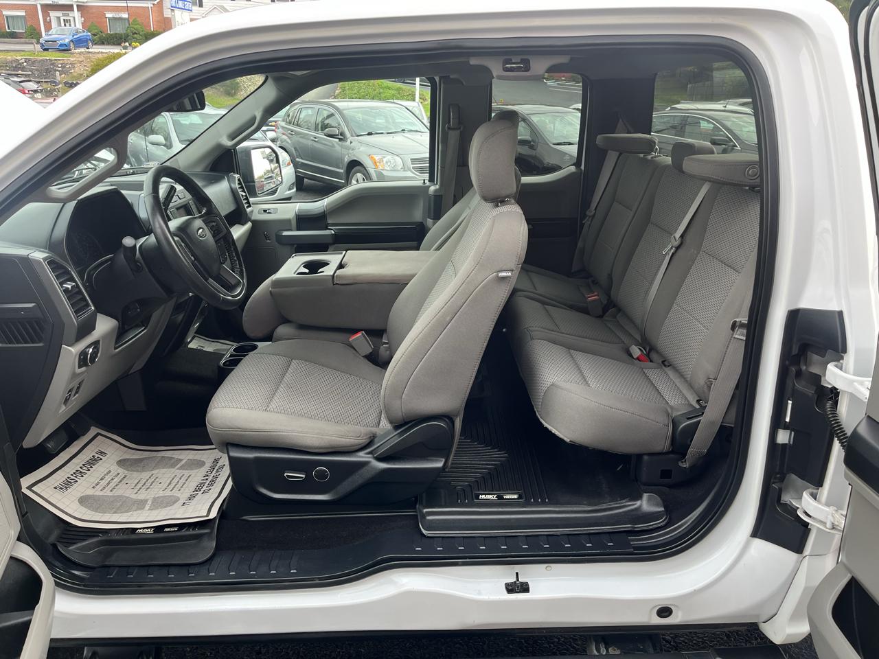 Ford F-150 XLT SuperCab Short Bed 4WD 2018