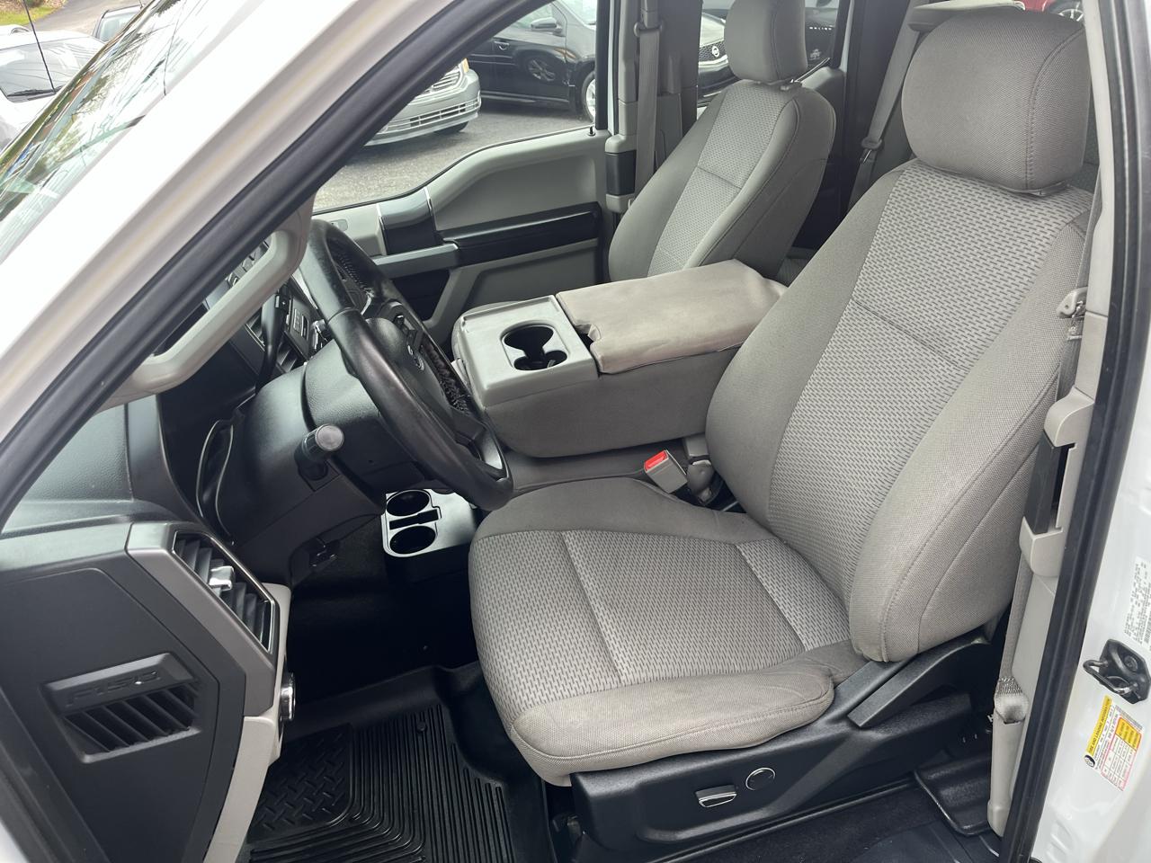 Ford F-150 XLT SuperCab Short Bed 4WD 2018