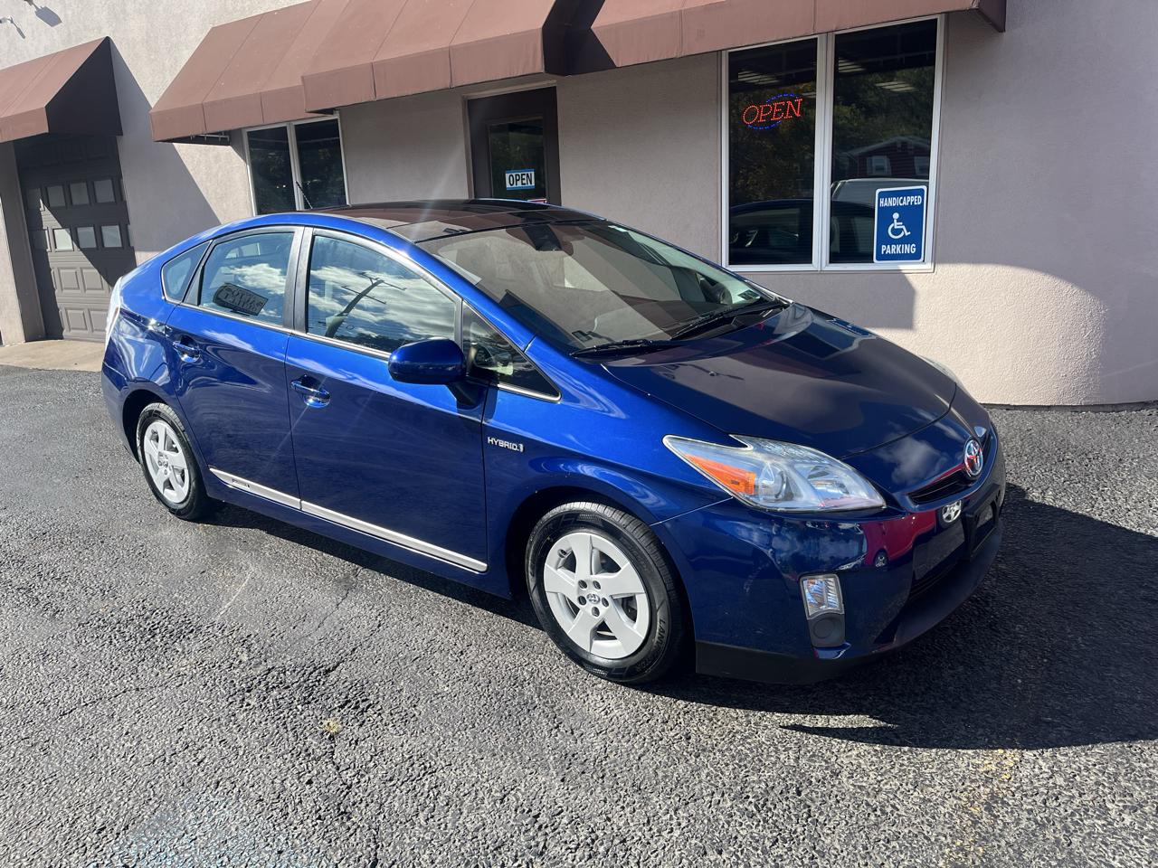 Toyota Prius Prius V 2010