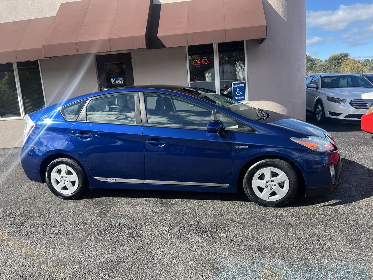 Toyota Prius Prius V 2010