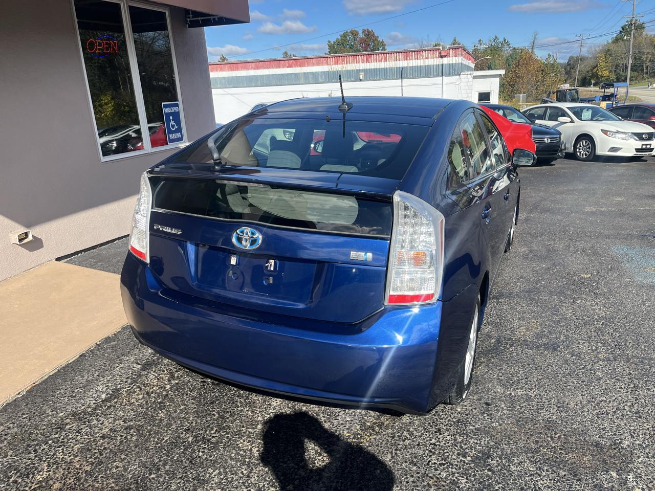 Toyota Prius Prius V 2010