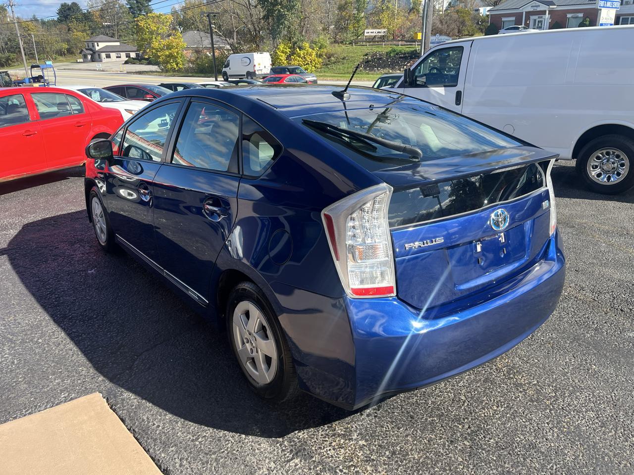 Toyota Prius Prius V 2010